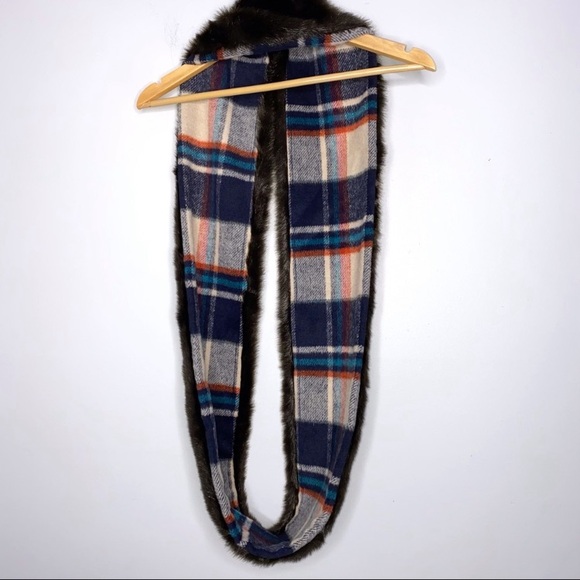 Donna Salyers fabulous faux fur wool and faux sable mink eternity scarf EUC - Picture 4 of 6